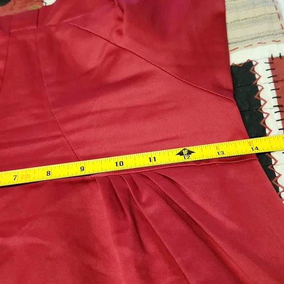 Sexy lipstick red Moschino dress with back zipper - Picture 11 of 12